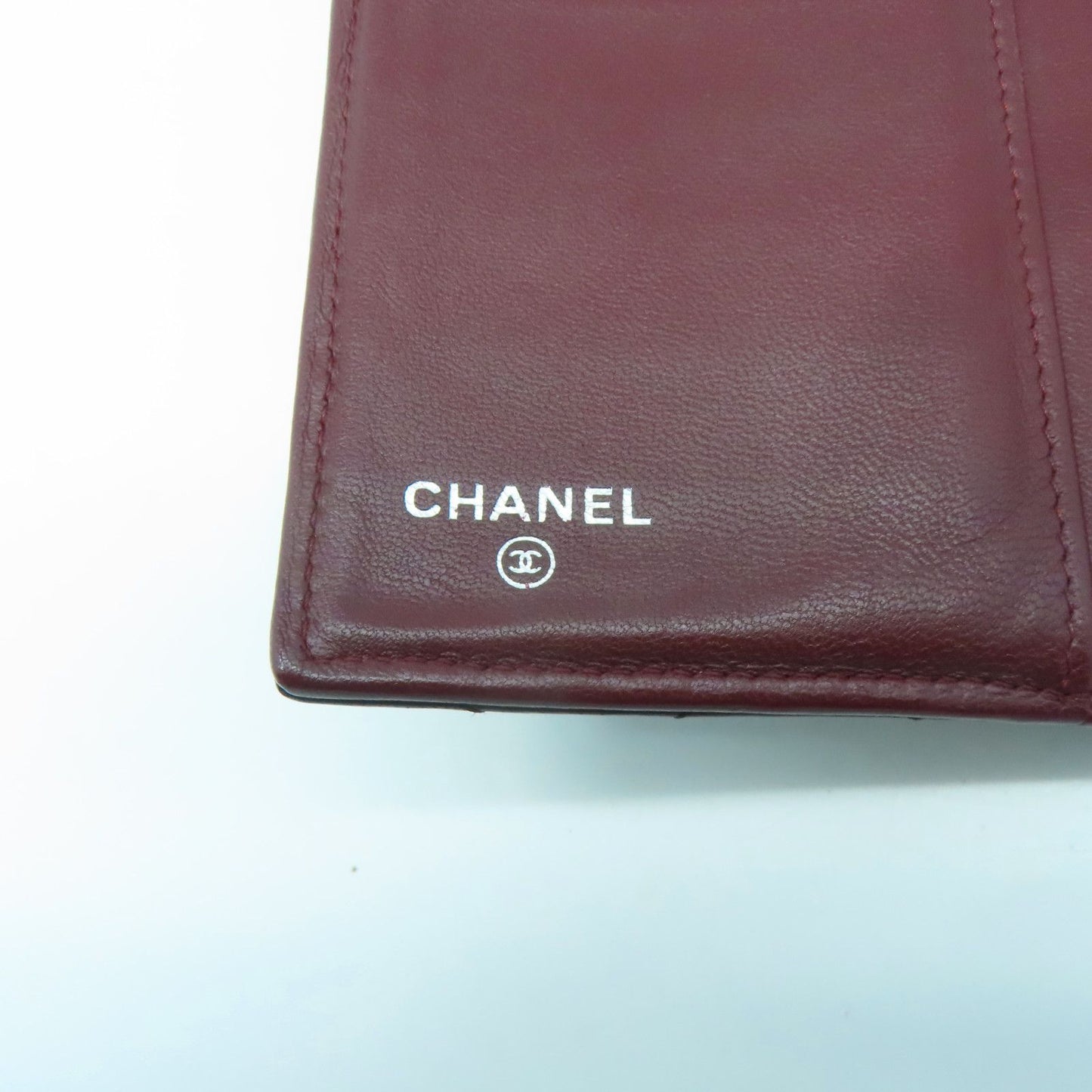 Chanel - Quilted CC SHW Round Black Lambskin Long Wallet